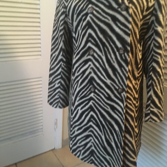 JUDY LEE COLE Coat - Picture 2 of 10
